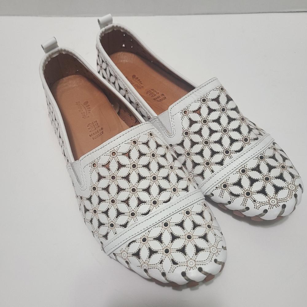 Spring Step Flowerflow‎ White Leather Perforated Loafers Moccasins 41